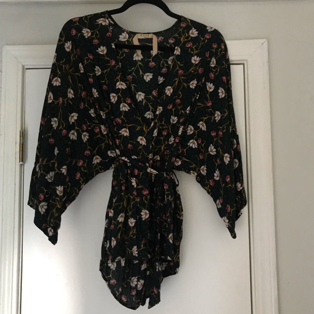 floral romper with winged sleeves